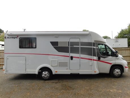 Sunlight T69L 4 Berth Low Line Motorhome Fiat Ducato 2.3 M/Jet 130 6