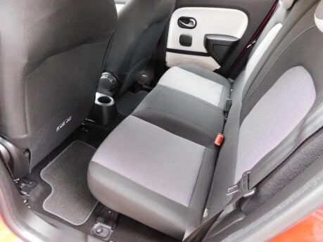 Renault Twingo 0.9 DYNAMIQUE ENERGY TCE S/S 5Dr 19