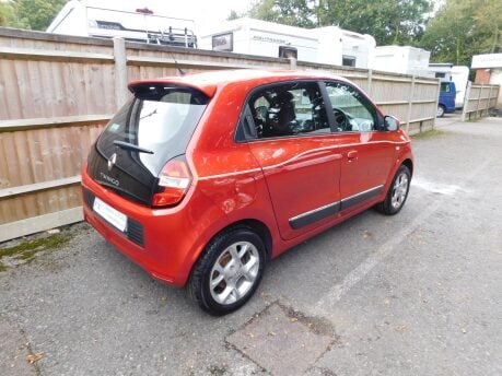 Renault Twingo 0.9 DYNAMIQUE ENERGY TCE S/S 5Dr 4