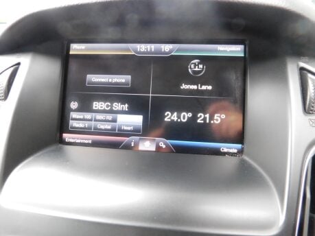 Ford Focus 1.0 TITANIUM 5 Dr 11