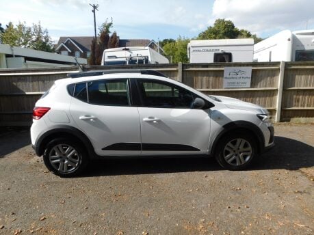 Dacia Sandero Stepway EXPRESSION 1.0 TCE 5dr 3