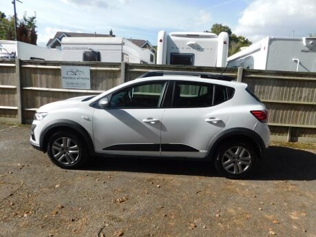 Dacia Sandero Stepway EXPRESSION 1.0 TCE 5dr 7