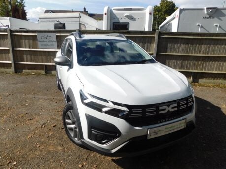 Dacia Sandero Stepway EXPRESSION 1.0 TCE 5dr 1