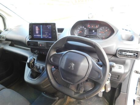 Peugeot Partner 1.5 BLUEHDI PROFESSIONAL L2 PANEL VAN 6dr 10
