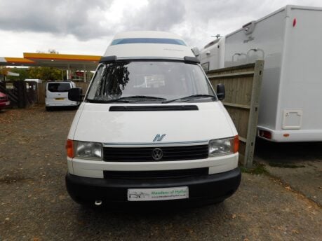 Auto-Sleepers Trident 4 BERTH VOLKSWAGEN TRANSPORTER CHASSIS 2.4D AUTOMATIC 8