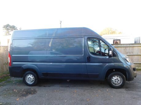 Peugeot Boxer 2.2 BLUEHDI 335 L2H2 PROFESSIONAL PANEL VAN 3