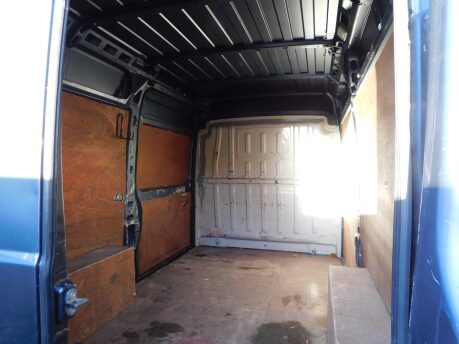 Peugeot Boxer 2.2 BLUEHDI 335 L2H2 PROFESSIONAL PANEL VAN 14