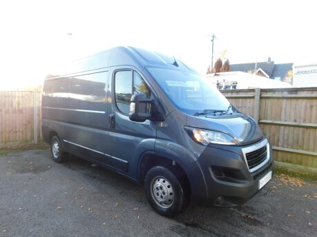 Peugeot Boxer 2.2 BLUEHDI 335 L2H2 PROFESSIONAL PANEL VAN 2
