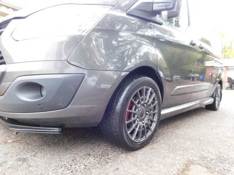 Ford Transit Custom 2.2 TDCi LIMITED DAY VAN/CAMPER 10