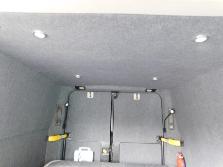 Ford Transit Custom 2.2 TDCi LIMITED DAY VAN/CAMPER 22