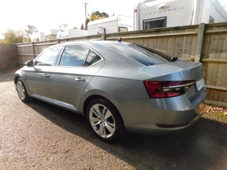 Skoda Superb SE L 2.0 TDI DSG AUTOMATIC 5dr 6