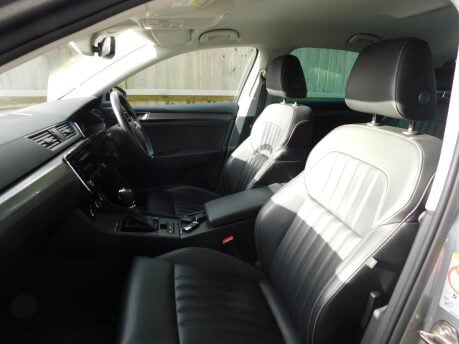 Skoda Superb SE L 2.0 TDI DSG AUTOMATIC 5dr 20