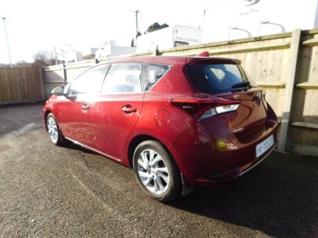 Toyota Auris 1.2 VVT-I BUSINESS EDITION TSS 5dr 5