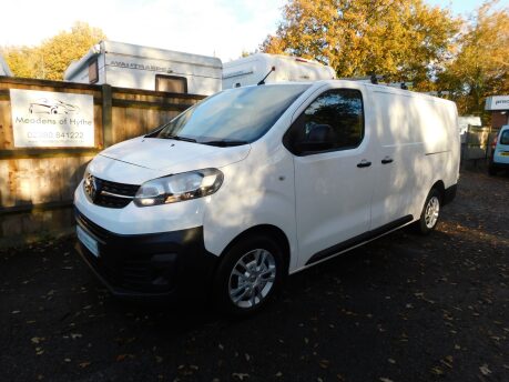 Vauxhall Vivaro 1.5 Turbo D L2H1 2900 DYNAMIC S/S 8