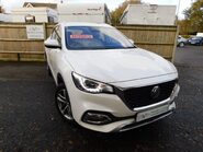 MG HS 1.5 EXCITE DCT 5 Dr 1