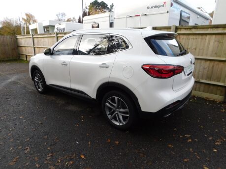 MG HS 1.5 EXCITE DCT 5 Dr 6