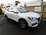 MG HS 1.5 EXCITE DCT 5 Dr 2