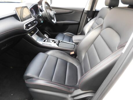 MG HS 1.5 EXCITE DCT 5 Dr 15