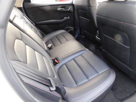 MG HS 1.5 EXCITE DCT 5 Dr 14