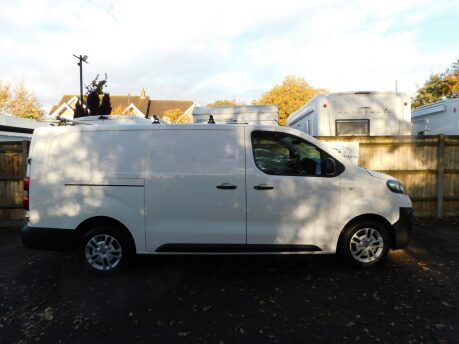 Vauxhall Vivaro 1.5 Turbo D 2900 DYNAMIC S/S L2H1 3