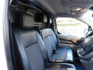 Vauxhall Vivaro 1.5 Turbo D 2900 DYNAMIC S/S L2H1 15