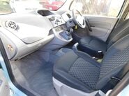 Renault Kangoo 1.6 EXTREME 5 Dr 14