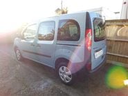 Renault Kangoo 1.6 EXTREME 5 Dr 6