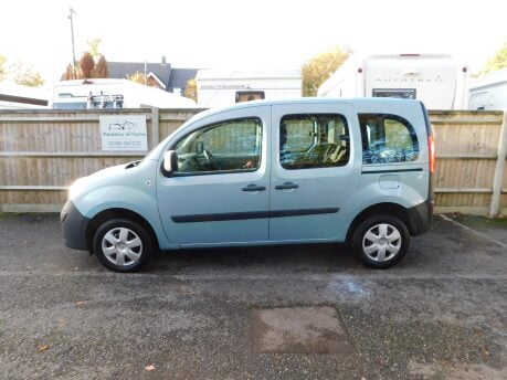 Renault Kangoo 1.6 EXTREME 5 Dr 7