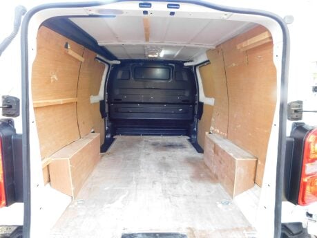 Vauxhall Vivaro 1.5 Turbo D1 2900 DYNAMIC S/S L2H 20