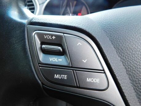 Hyundai SANTA FE 2.2 CRDI PREMIUM BLUE DRIVE 7 SEAT 5dr 14