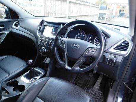 Hyundai SANTA FE 2.2 CRDI PREMIUM BLUE DRIVE 7 SEAT 5dr 10