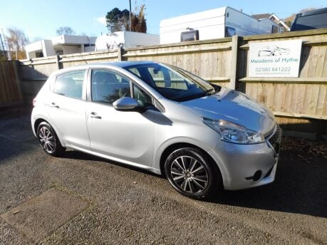 Peugeot 208 1.0 VTI ACCESS PLUS 5 Dr 2
