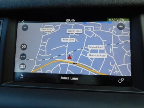 Land Rover Discovery Sport 2.0 SD4 HSE 5 Dr 12