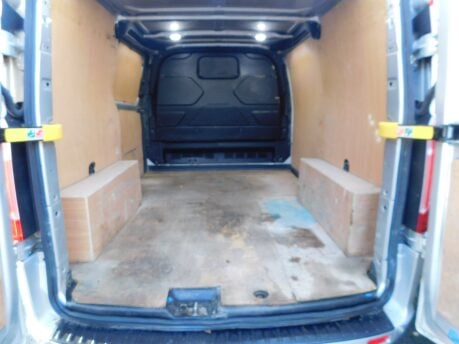 Ford Transit Custom 290 SPORT 2.0 ECOBLUE AUTOMATIC PANELVAN 23
