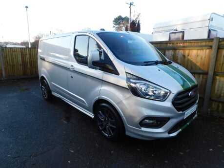Ford Transit Custom 290 SPORT 2.0 ECOBLUE AUTOMATIC PANELVAN 2