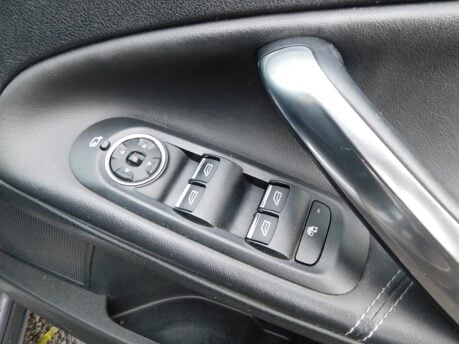 Ford Mondeo 2.0 TITANIUM X BUSINESS EDITION TDCI AUTOMATIC 5 Dr 15