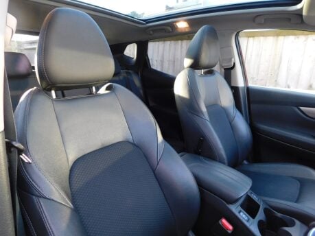 Nissan Qashqai 1.5 DCI TEKNA 5dr 14
