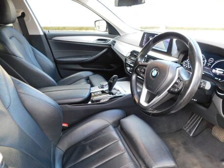 BMW 5 Series 520d SE TOURING AUTOMATIC 16