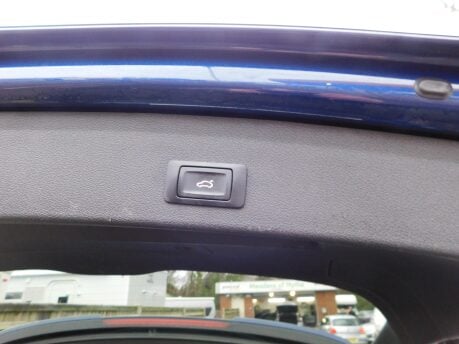 Audi Q5 3.0 V6 TDI QUATTRO S LINE PLUS AUTOMATIC 5dr 19