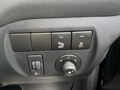 Citroen Berlingo 1.6 BlueHDi Flair Multispace Euro 6 5dr 22
