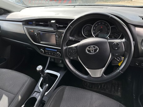 Toyota Auris 1.6 V-Matic Icon Euro 5 5dr