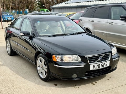 Volvo S60 2.4D SE Geartronic 4dr 1