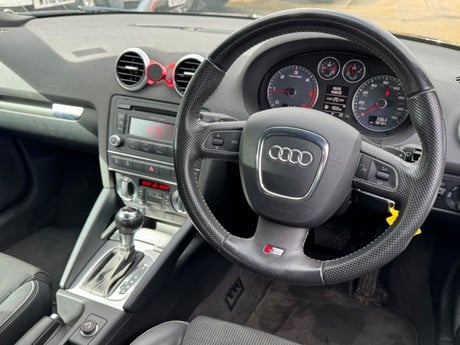 Audi A3 1.6 TDI S line S Tronic Euro 5 (s/s) 3dr