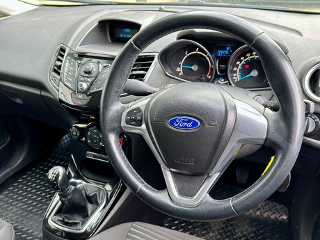 Ford Fiesta 1.6 TDCi ECOnetic Zetec Euro 5 (s/s) 5dr
