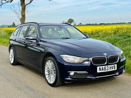 BMW 3 Series 2.0 320d Luxury Touring xDrive Euro 5 (s/s) 5dr