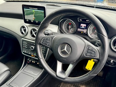Mercedes-Benz GLA Class 2.1 GLA200d Sport (Executive) 7G-DCT 4MATIC Euro 6 (s/s) 5dr