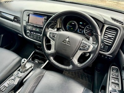 Mitsubishi Outlander 2.0h 12kWh GX4hs CVT 4WD Euro 6 (s/s) 5dr