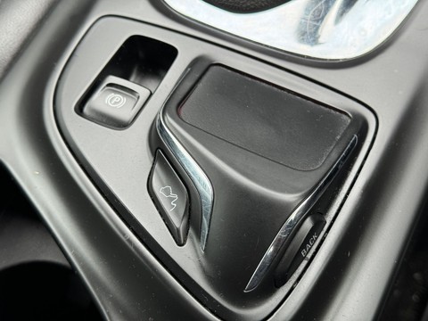 Vauxhall Insignia 2.0 CDTi Elite Nav Auto Euro 5 5dr 20