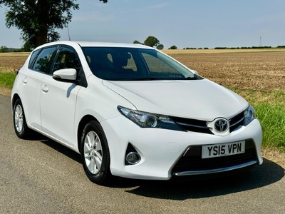 Toyota Auris 1.8 VVT-h Icon CVT Euro 5 (s/s) 5dr