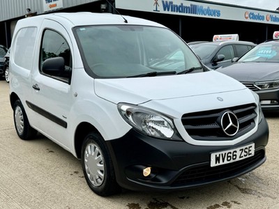 Mercedes-Benz Citan 1.5 109 CDI BlueEfficiency L1 Euro 5 (s/s) 4dr